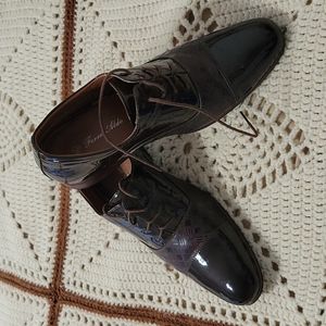 Men's patent Cordovan cap toe.